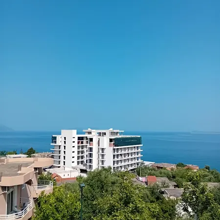 Fotula's House 1 בית נופש *